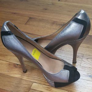 Pre-loved Grey & black suede size 7